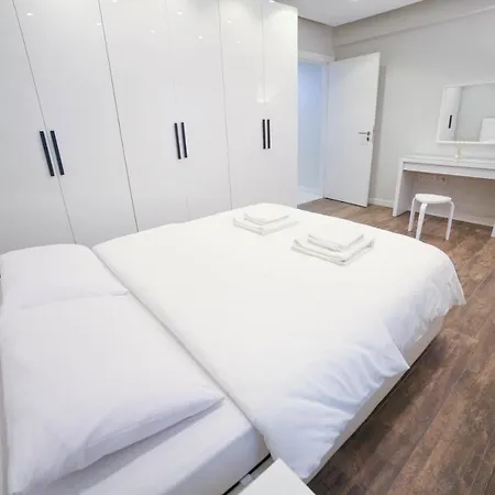 Modern Super Chic Duplex With A Terrace At The Heart Of City! *